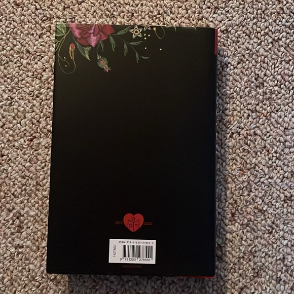 Hester by Laurie Lico Albanese BOTM Hardback Book EUC - Picture 3 of 4